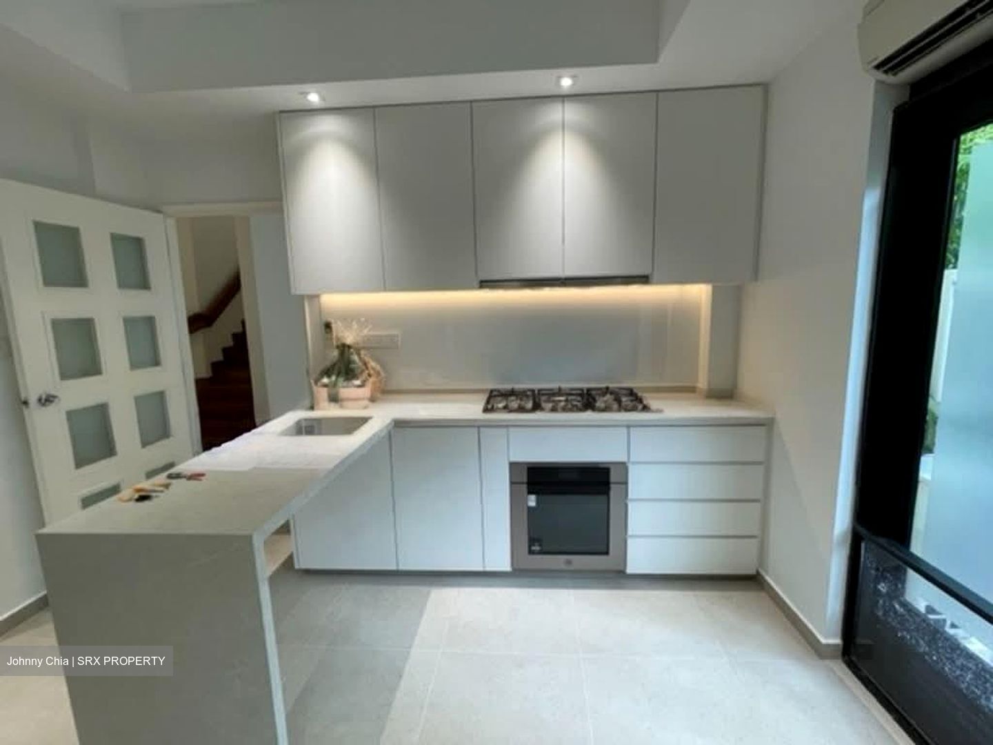 Brentwood (D9), Terrace #526571421